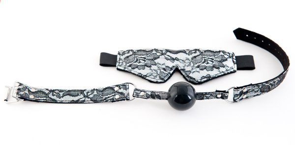 Набор кружевной TOYFA Marcus серебристый: маска и кляп